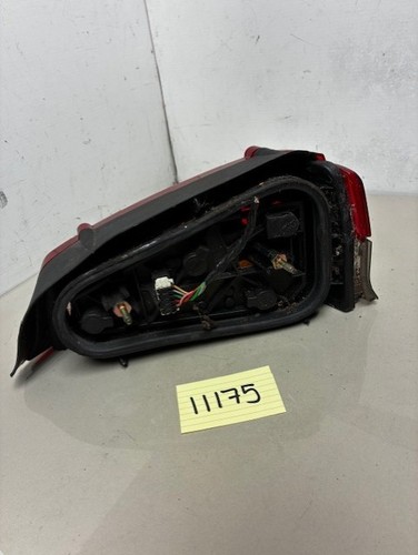 Peugeot 106 phase rear - 1, light