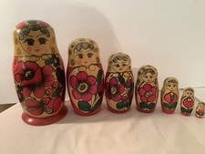 Vintage Matryoshka Large 9” Russian Set Of 7 Nesting Dolls  Wooden Hand Painted 