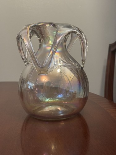 Continental iridescent art