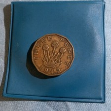 1942 three pence coin
