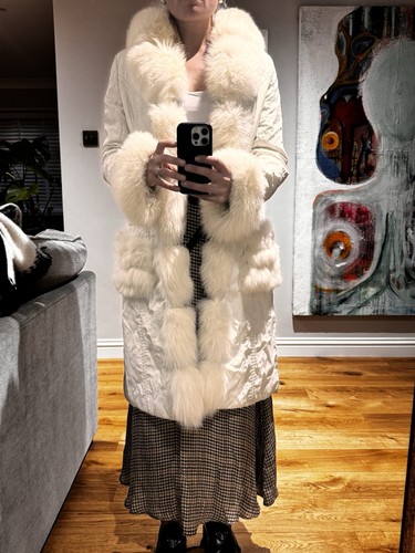 White fox fur - white,