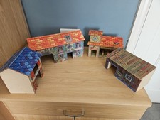 4 Vintage Wooden Farm Buildings Very Good Condition 