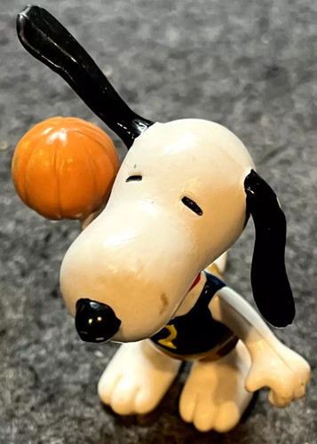 Vintage 1958 peanuts snoopy - vintage,