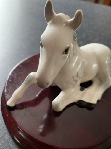 Royal doulton beswick grey - royal,