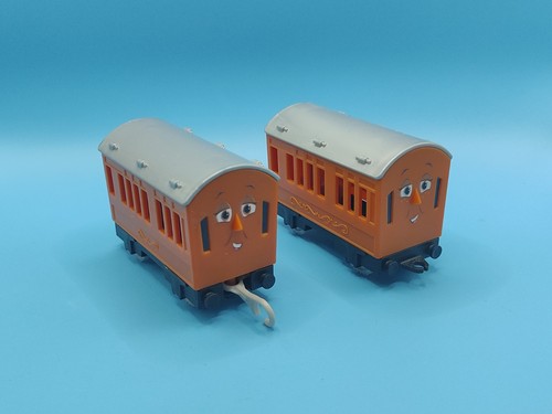 Trackmaster annie and clarabel - trackmaster,