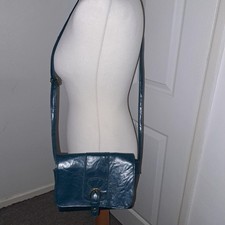 ATMOSPHERE teal green-blue