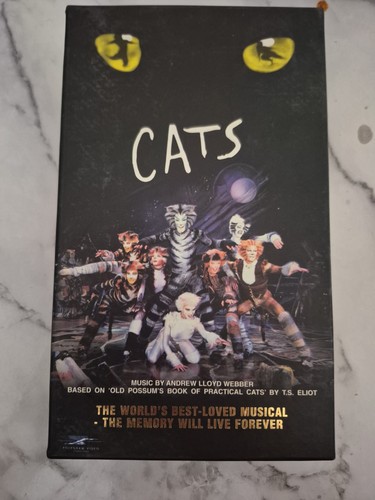 Cats the stage - show, video