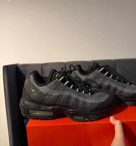 Black and green air max - black, 95
