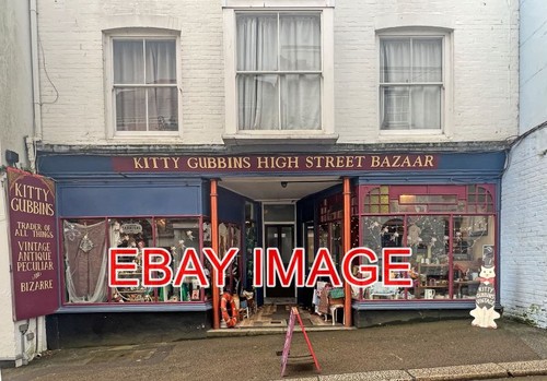 Photo falmouth kitty gubbins - ,