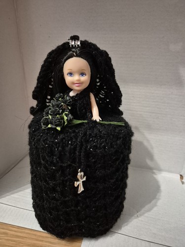 Gothic bride retro toilet - bride.,