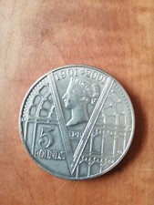 FIVE POUND COIN £5 2001 QUEEN