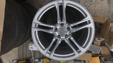 Audi R8 42 Rear Alloy Wheel In