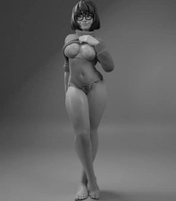 Unpainted 1/24 Sexy Girl Velma In Action Resin Figure Model Kit Unassembled