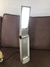 DAYLIGHT Desk Lamp The