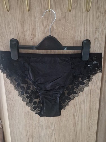 Knickers size black - 12-14, &