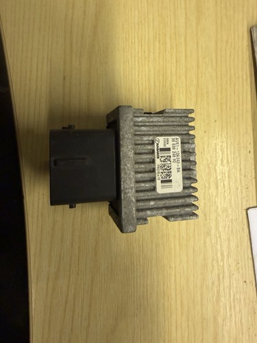 Peugeot expert glow plug relay - plug,