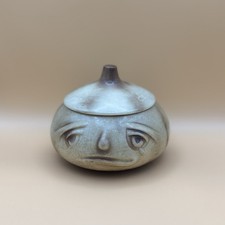 Vintage Sylvac Onion Crying  Face pot No. 516 10.5cm Small VGC Cream Brown