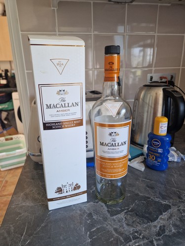 Macallan amber whiskey case - amber, &