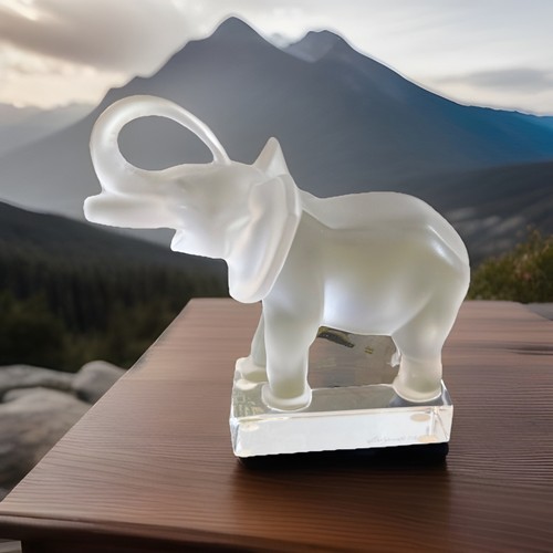 Lalique france frosted crystal - lalique,