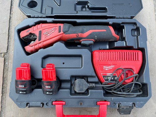 Milwaukee c12pc 12v ion - c12pc,