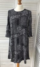 M&S Twiggy Classic 14 Black