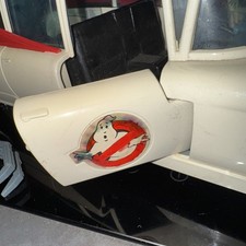 Vintage THE REAL GHOSTBUSTERS ECTO 1 car with chair guns 