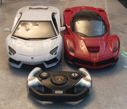 Plastic toy car - ×,
