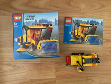 LEGO CITY STREET SWEEPER SET 7242 COMPLETE WITH BOX & INSTRUCTIONS