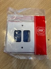 MK K3632 WHI 2 Gang Moulded