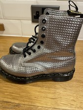 Doc Martens Silver Textured