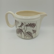 J & G Meakin Pottery Serving Pouring Gravy Jug Rock Fern Pattern - 12cm Diameter