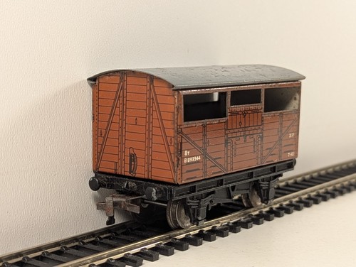 Hornby dublo gauge - oo, brown