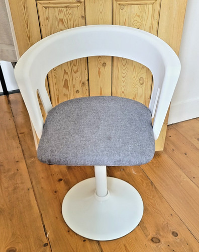 White child swivel chair - white, child’s