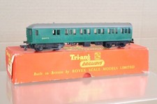 TRIANG R156 BR GREEN SOUTHERN SUBURBAN EMU LOCOMOTIVE POWER CAR oj