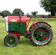 Photo 6x4 Light BMB Tractor