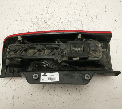 Nemo passenger tail light lamp - tail,