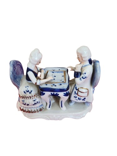 Vintage porcelain courting - vintage,