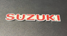 SUZUKI - METAL CAR BADGE /