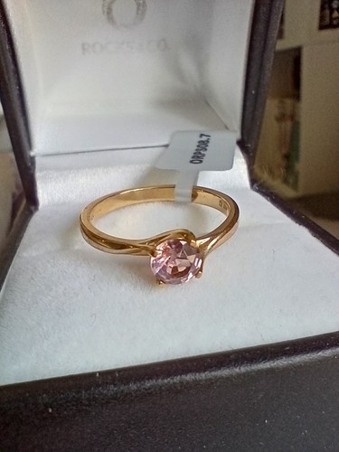 Gold burmese pink - burmese, spinel