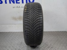 225/55/17 GOODYEAR VECTOR 4