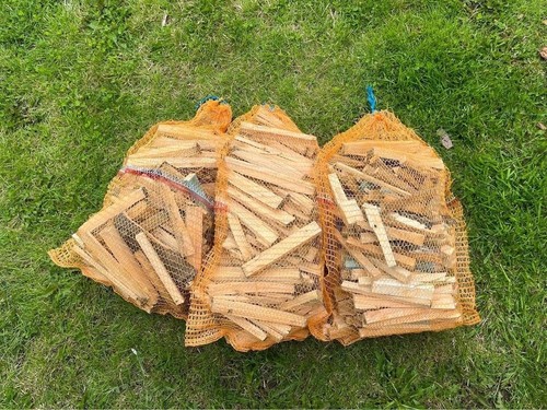 Bags kindling approx 5kg - of, 5kg.