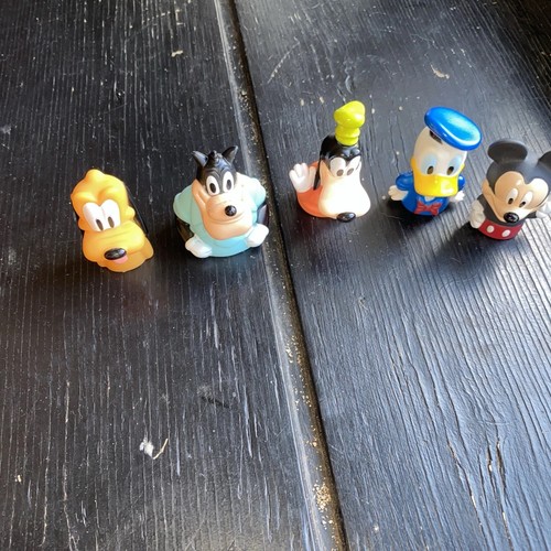 5vtg walt disney characters - walt,