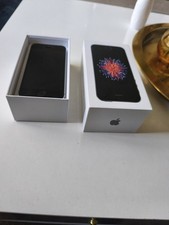 Apple iPhone SE - 128GB -
