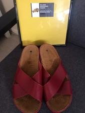 Pavers Ladies Leather Red Sandles Size 5