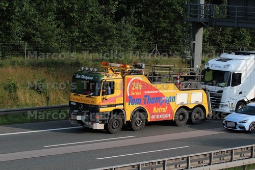 Truck photo mercedes - truck,