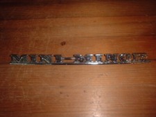 CHROME BOOTLID BADGE, MORRIS