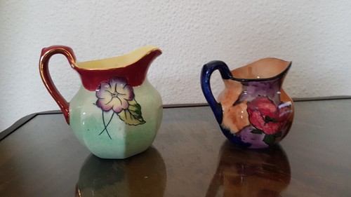 Vintage tunstall jugs - h.k,