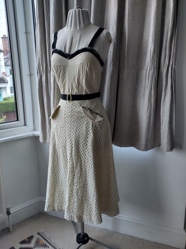 1930s vintage original - vintage, cream