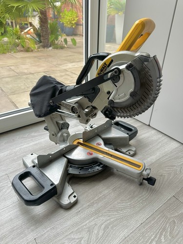 Dewalt miter saw - dewalt,
