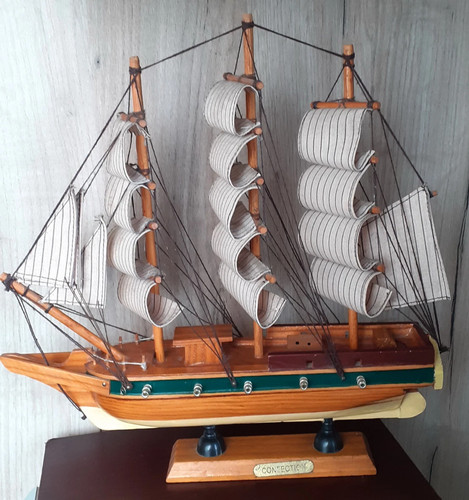 Vintage wooden model sailboat - wooden,